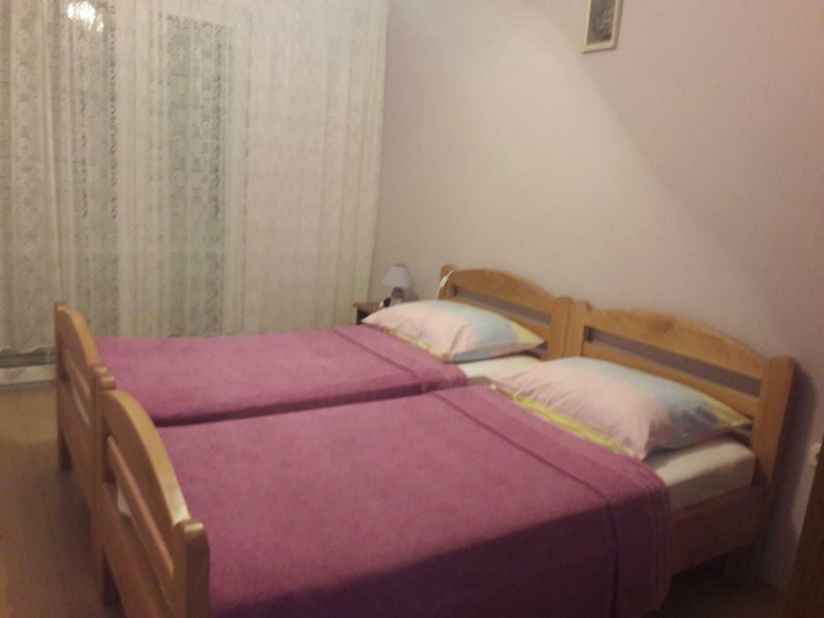 Apartment Zdenka Povljana Buitenkant foto
